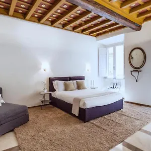 Apartment Iflat Trevi's Sweet Paradise, Rome