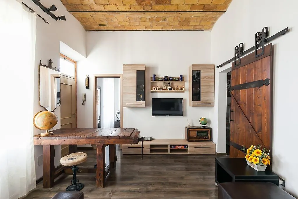 Home House Borgo Pio 195 روما شقة