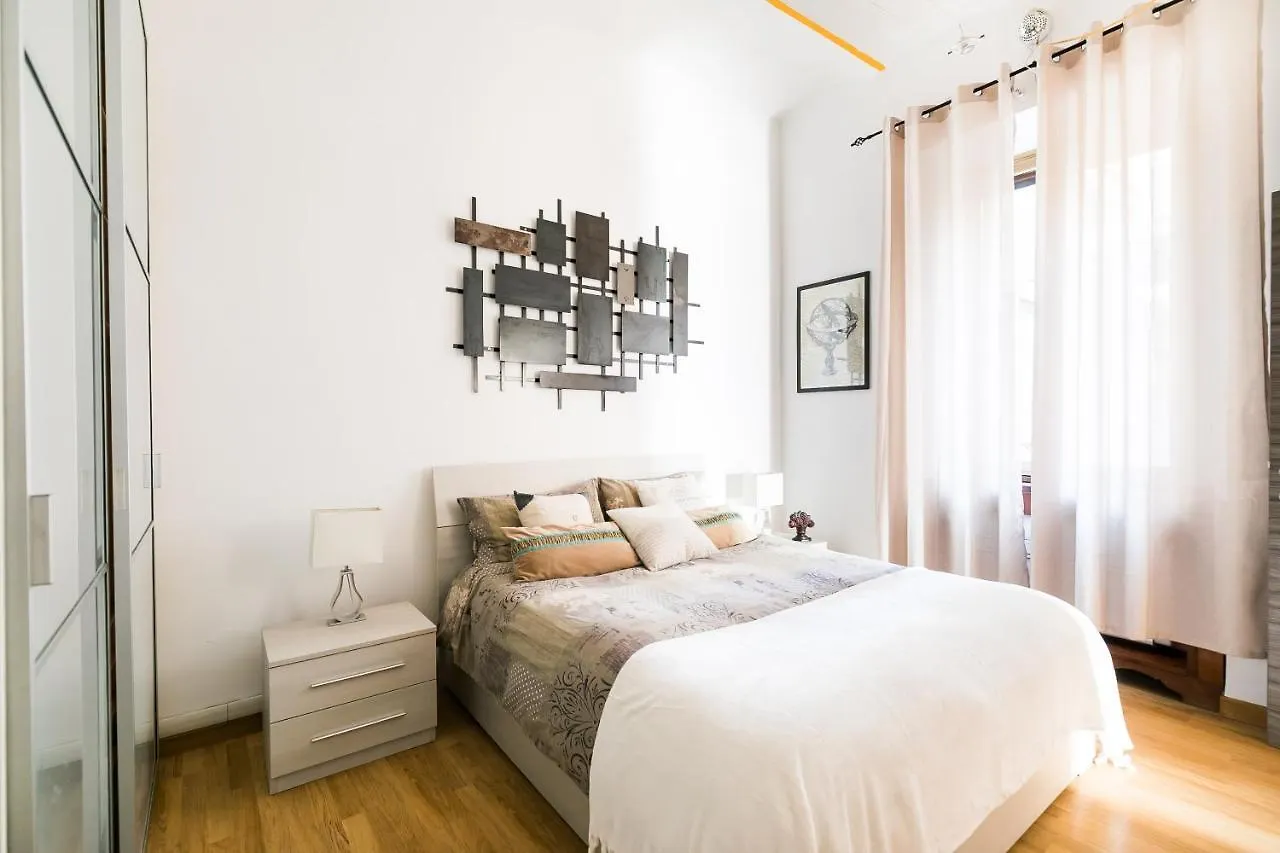 Home House Borgo Pio 195 روما شقة